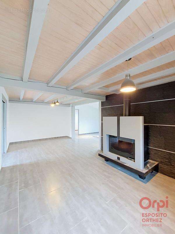 Maison à AMOU