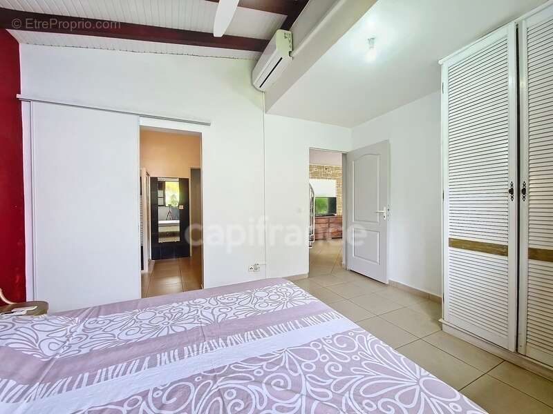 Maison à CAPESTERRE-BELLE-EAU