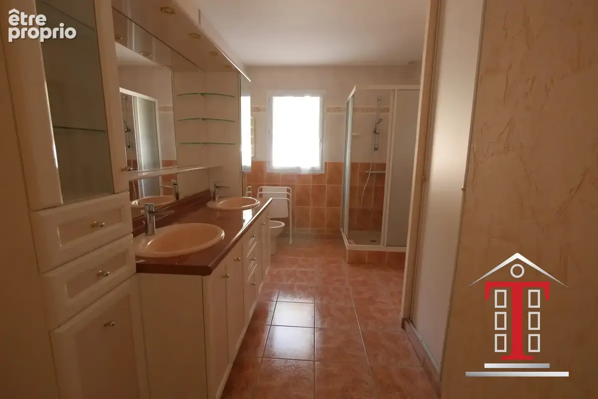Maison 4 pièces 121 m² à vendre à Angers (49000) - photo 8