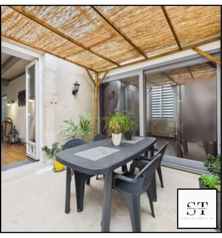 Appartement à FONTENAY-LE-COMTE