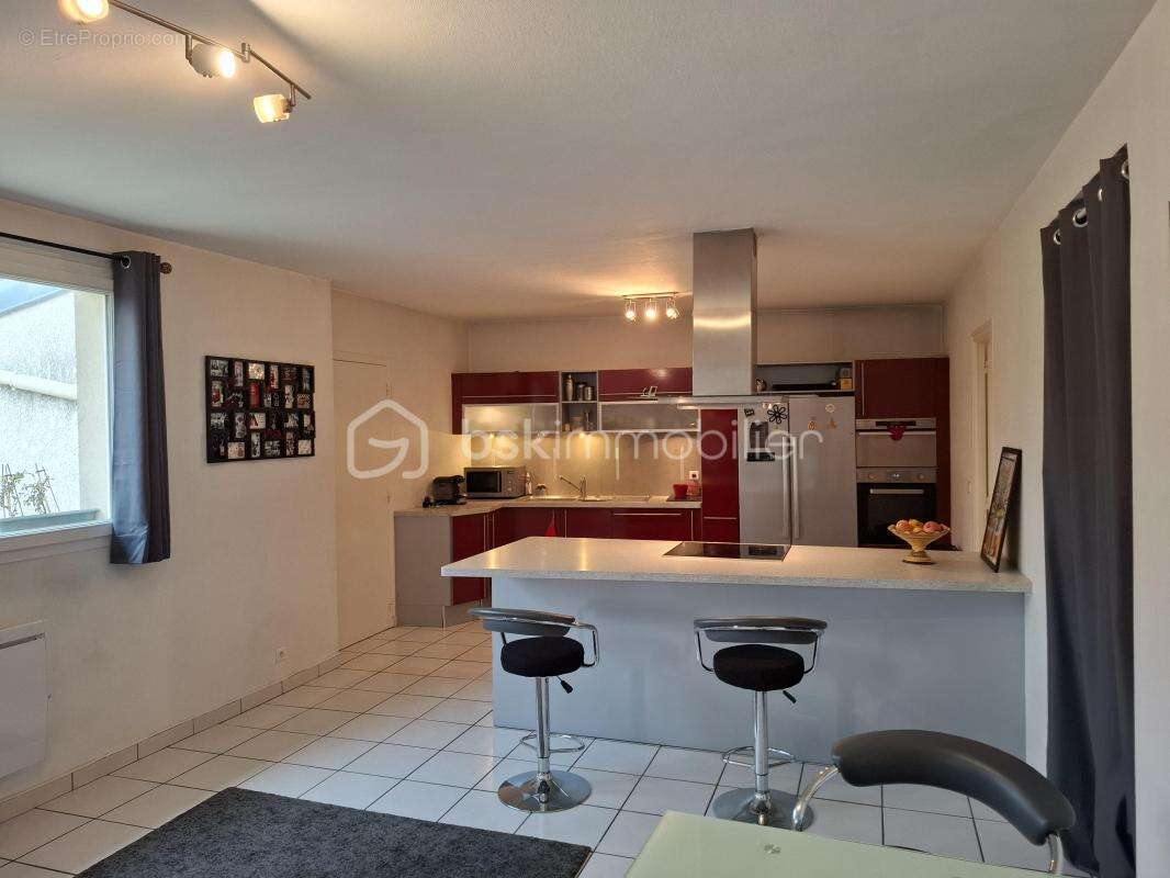 Duplex familial lumineux au cœur d’Auvernaux – volumes, calme et stationnement privatif - photo 2