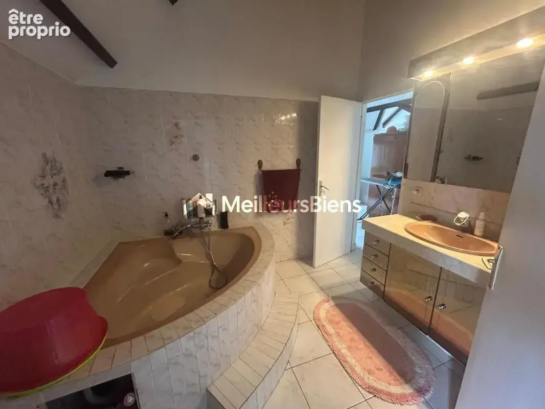 Maison 5 pièces 145 m² à Saint François, terrain de 447 m² - photo 6