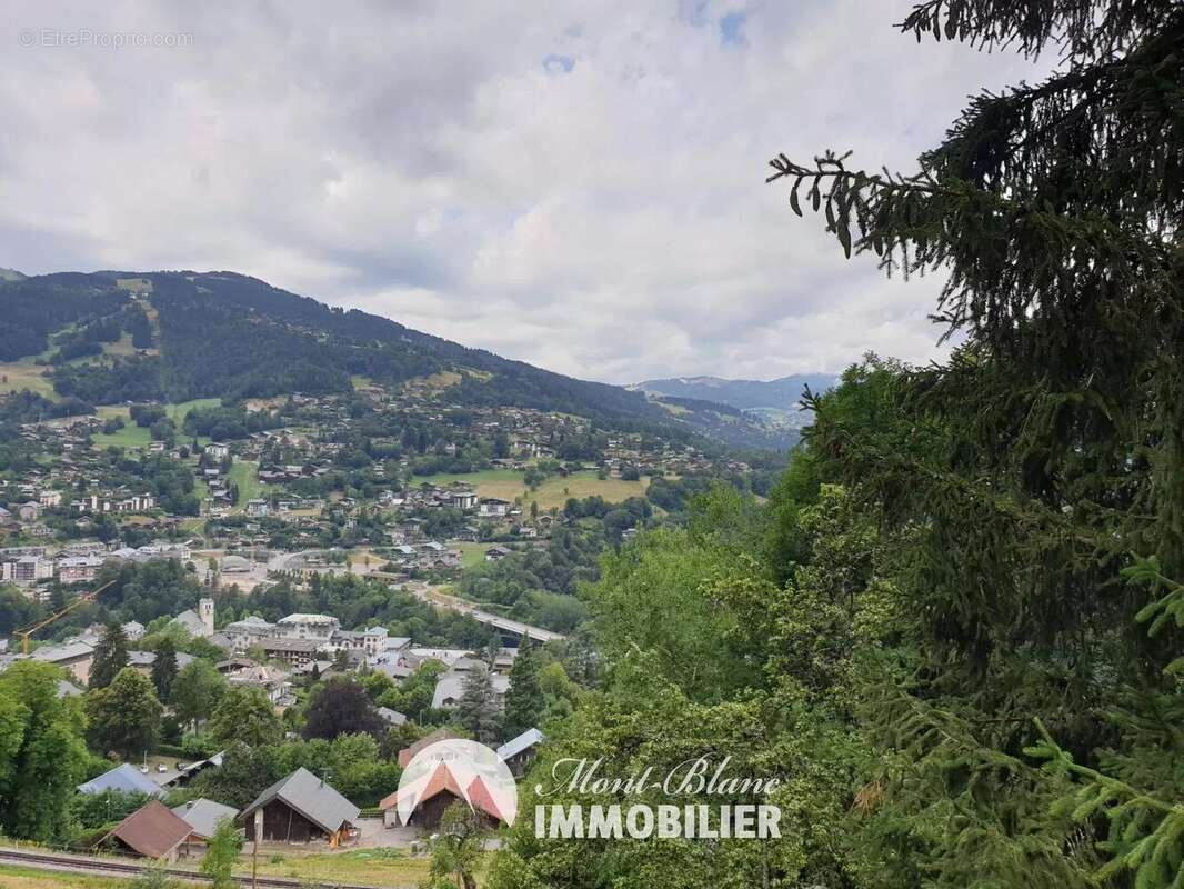 Terrain à SAINT-GERVAIS-LES-BAINS