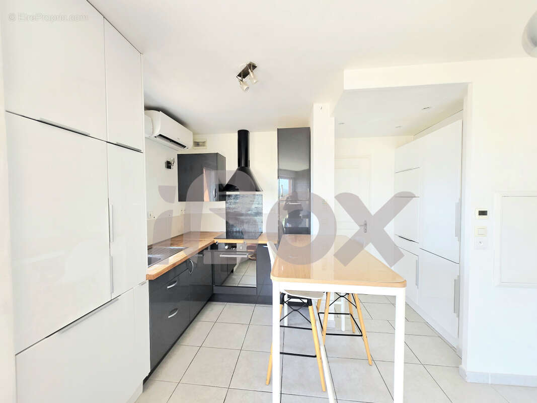 Appartement T2 en toit-terrasse avec jardin privatif   Châteaubanne - photo 11