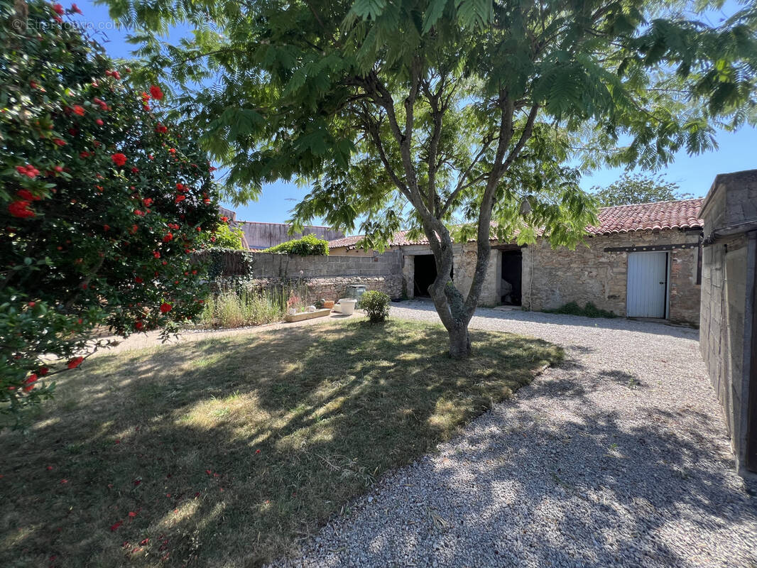 Maison à SALIGNY