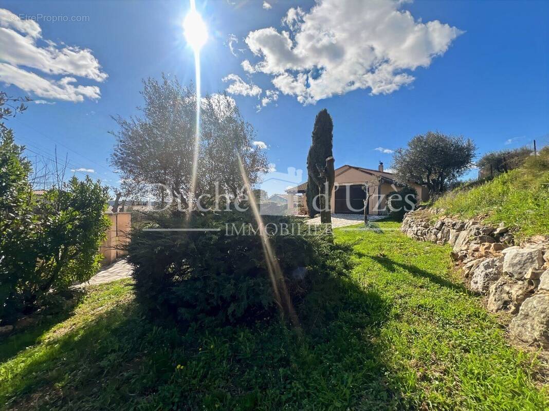 Photo 1 - Maison à UZES