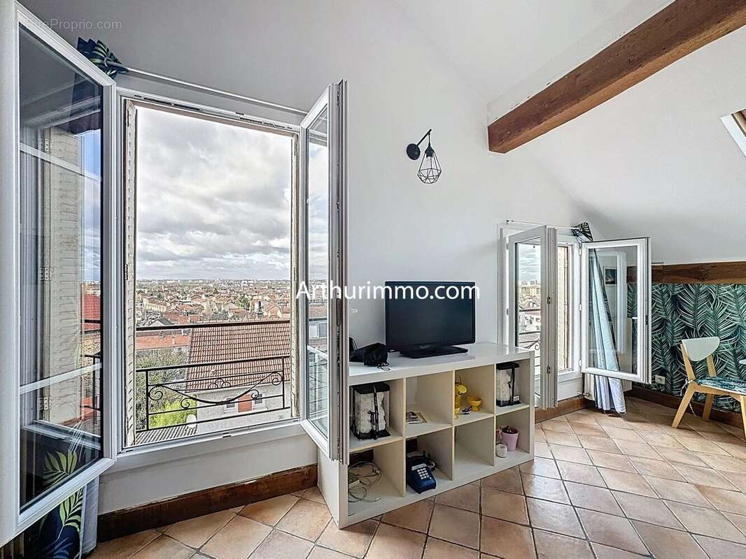 Appartement à VILLENEUVE-SAINT-GEORGES
