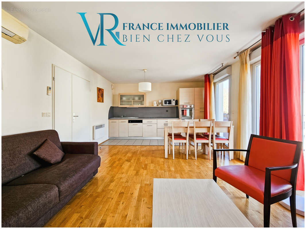 Duplex t5 meublé 108m2 avec terrasse & parking - photo 3