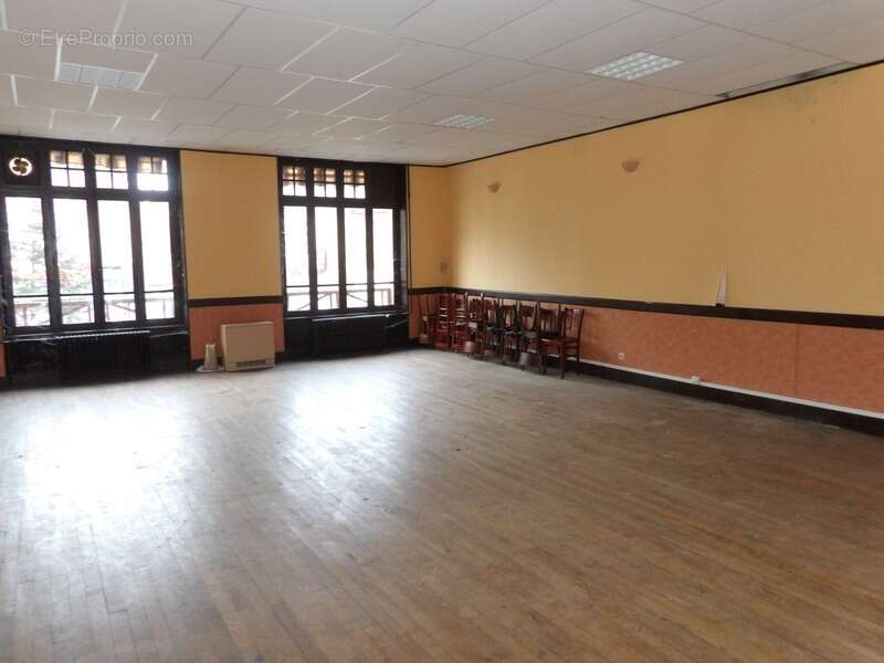 Commerce à BUXIERES-LES-MINES