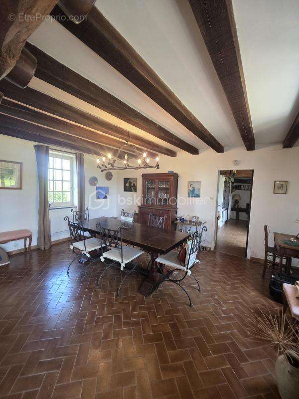 Maison de 145m2 avec parc paysager - photo 4