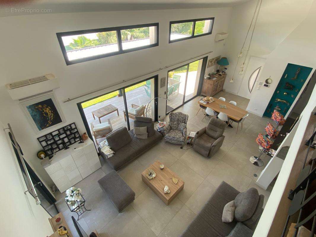 Maison à SAINT-AUNES