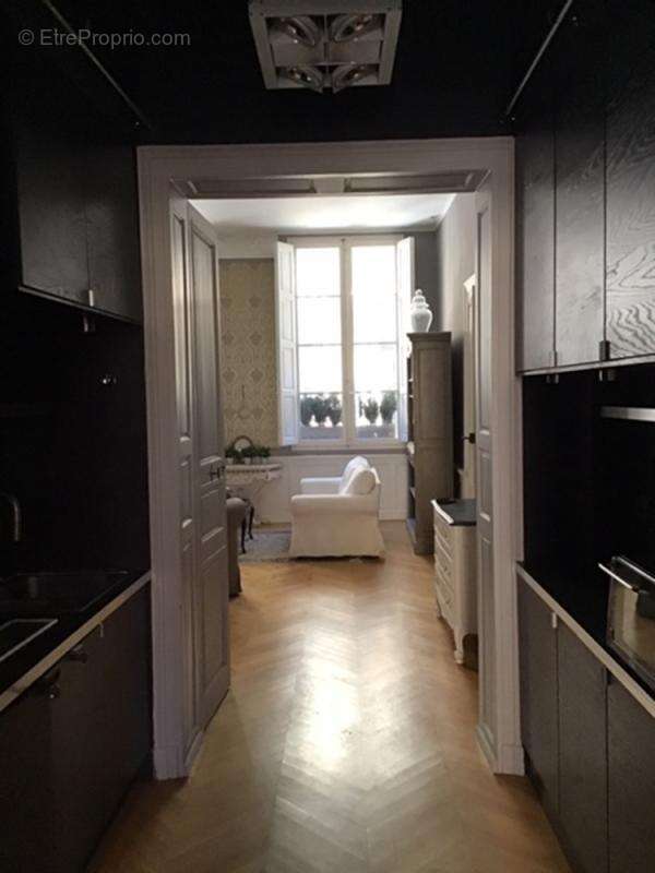 Centre ville aix en provence - appartement et garage a vendre - photo 4
