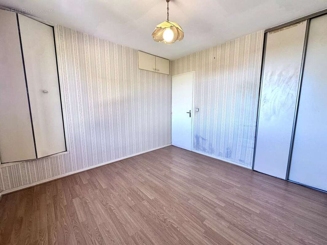 Maison à VILLENEUVE-DE-LA-RAHO