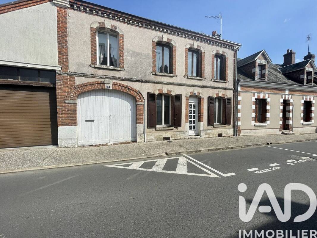 Photo 1 - Maison à ARROU