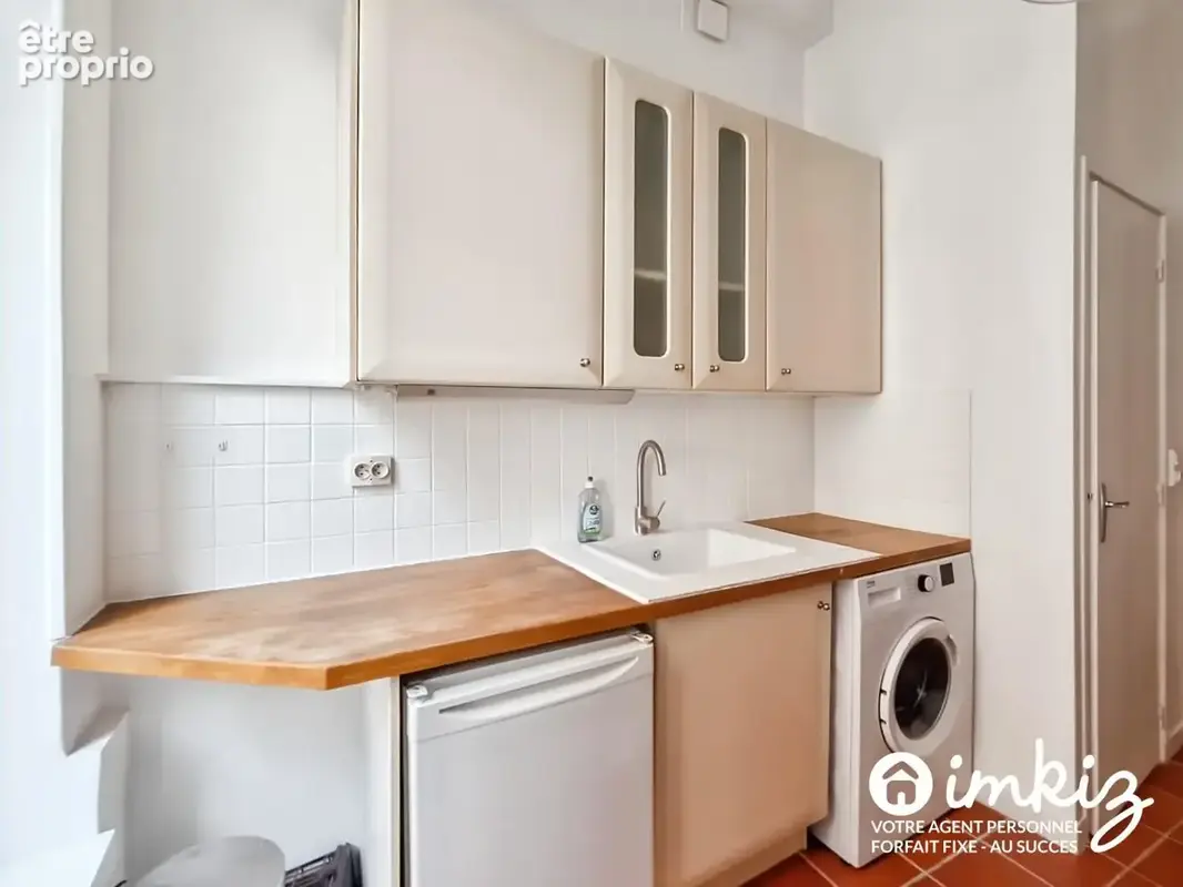 Paris 20ᵉ  Studio avec mezzanine et cour privative - photo 8