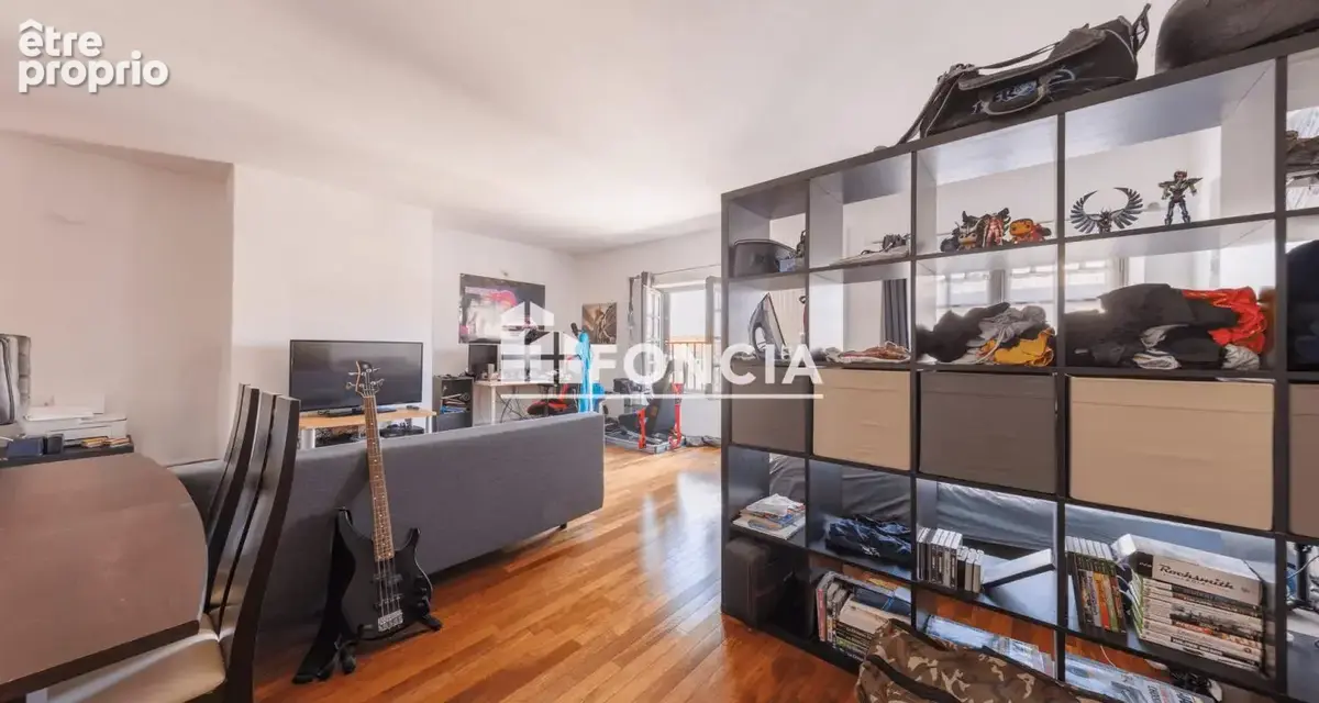 Centre riom - appartement t1 40 m² au dernier etage en tres bon etat - photo 2