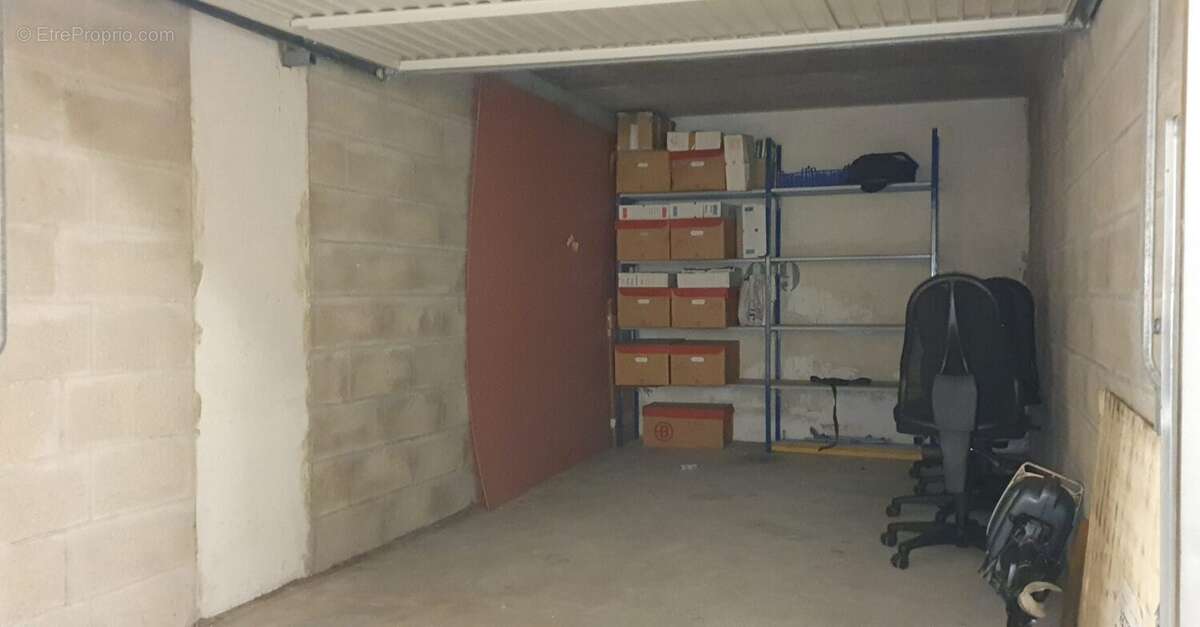 intérieur - Parking à PARIS-11E