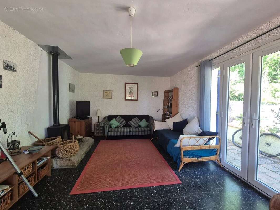 Maison à PONTEVES