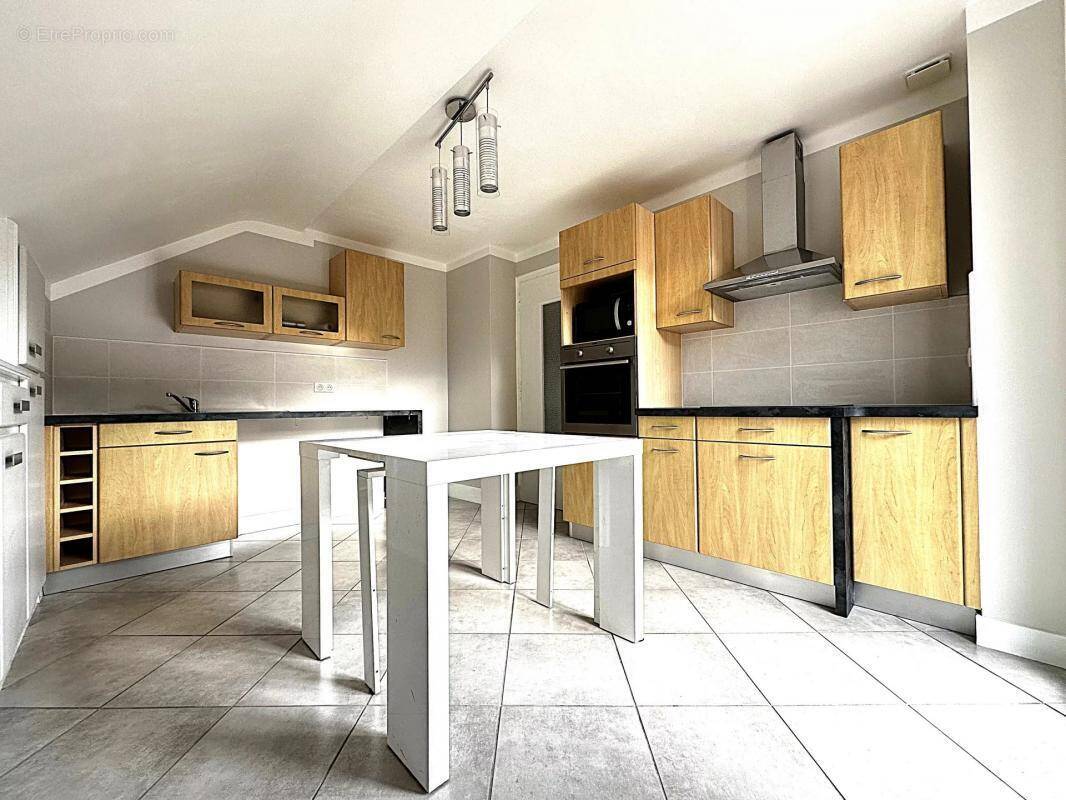 Appartement à CLUSES