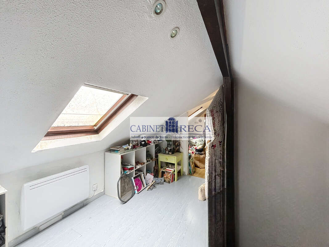Maison de ville de type 3 en Triplex - NOYON (60400) - photo 8