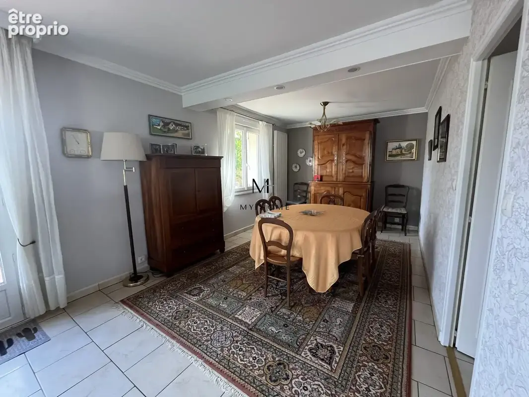 Maison 112 m² à Saint-Germain-Du-Corbeis  - photo 4