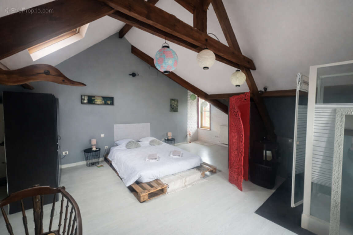 Maison à CREPY-EN-VALOIS