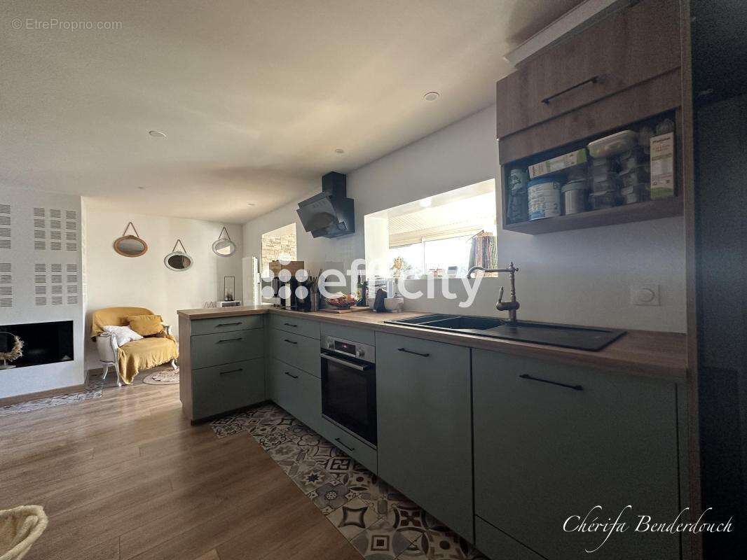 Appartement à TRESSES