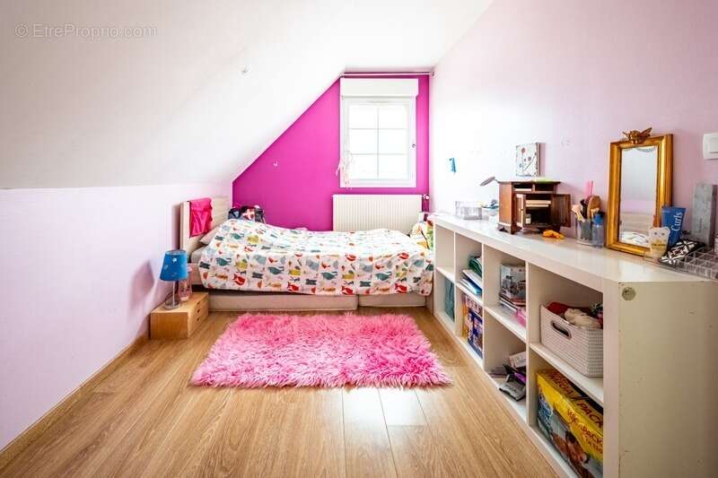 Maison à BRETENIERE