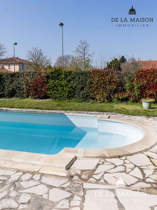 Maison à SAINT-PRIEST