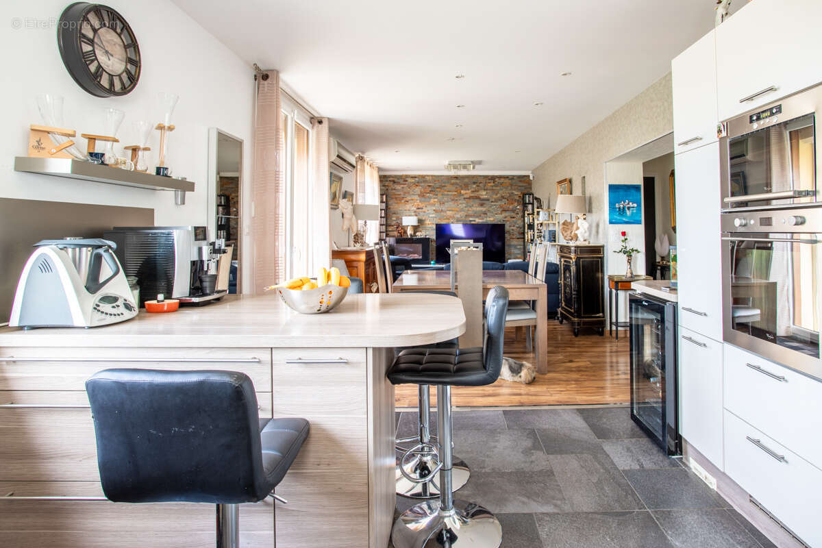 Autre à SAINT-ALBAN-LEYSSE