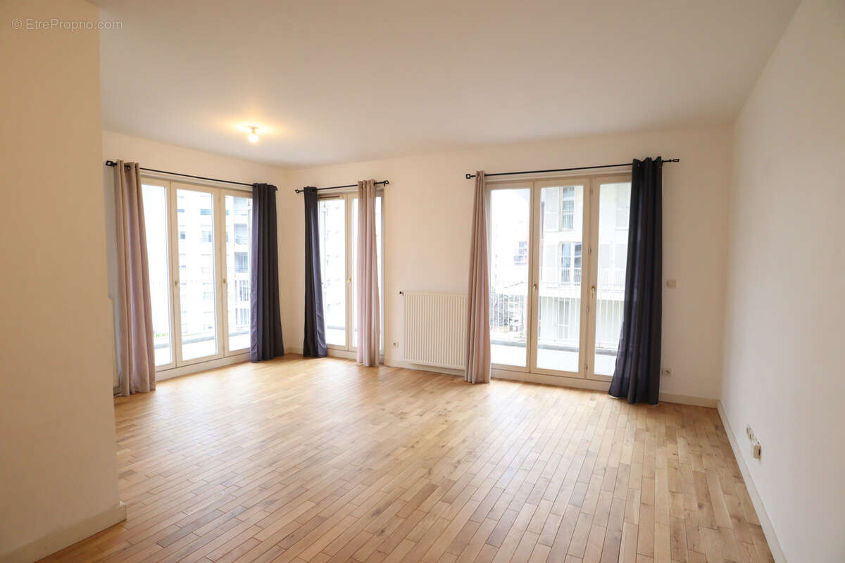 Appartement à LYON-8E
