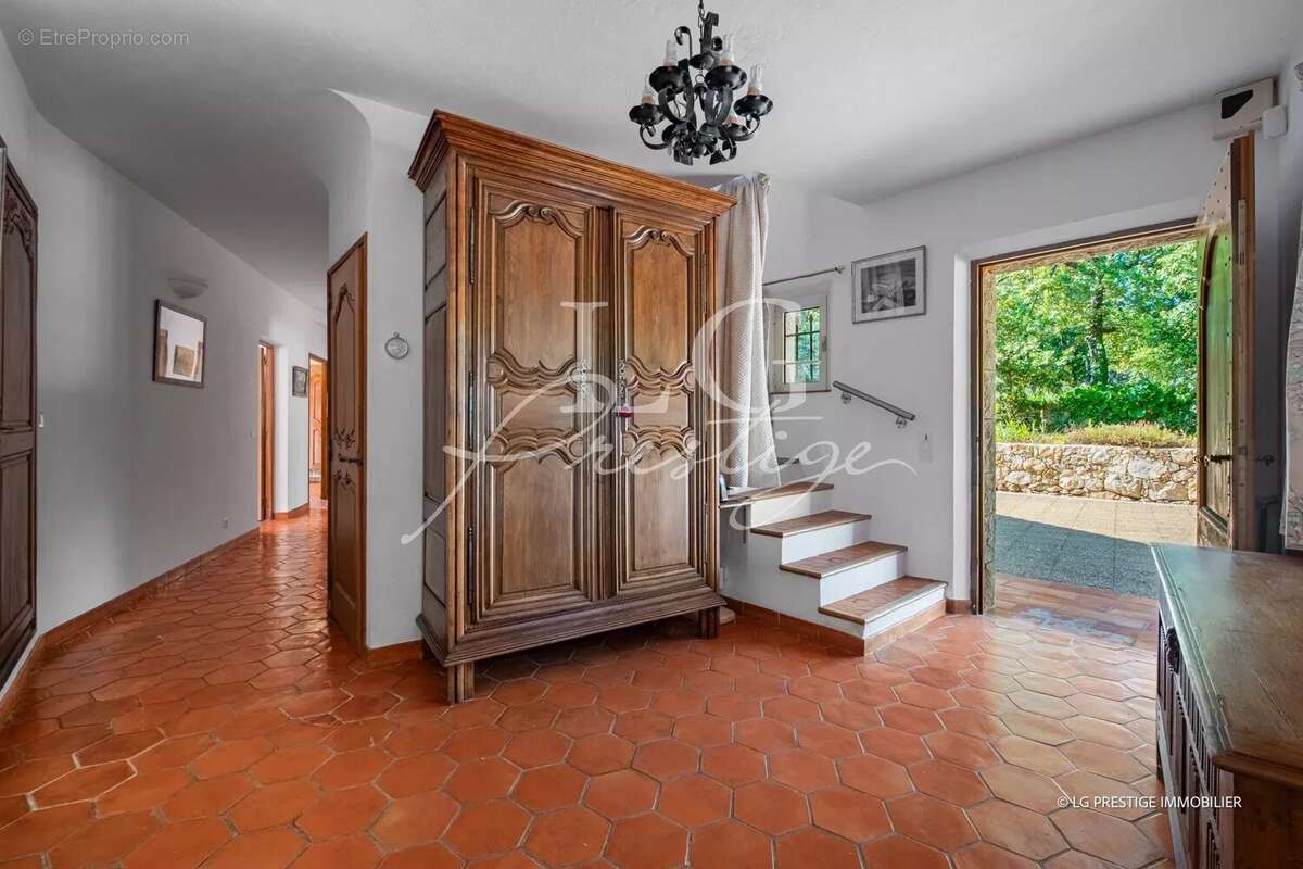 Maison à MONTAUROUX