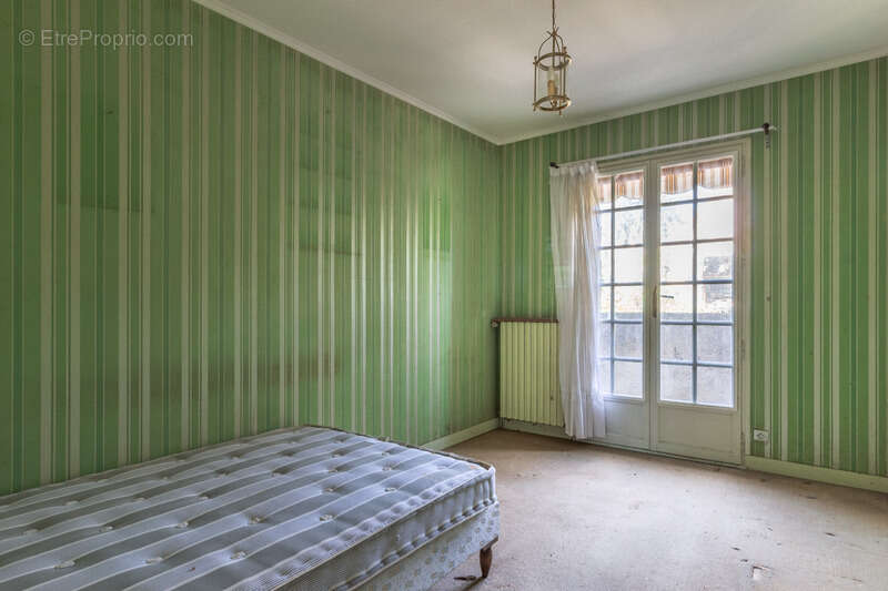 Maison à NEUVIC