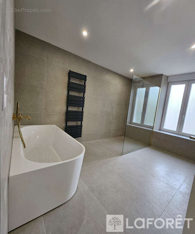 Maison à THAON-LES-VOSGES