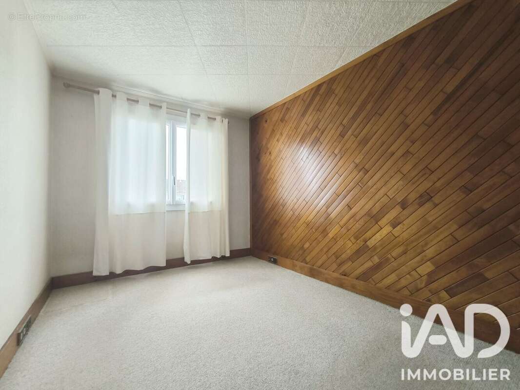 Photo 8 - Appartement à SAINT-FARGEAU-PONTHIERRY