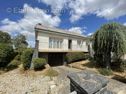 Maison à NOYANT-LA-GRAVOYERE