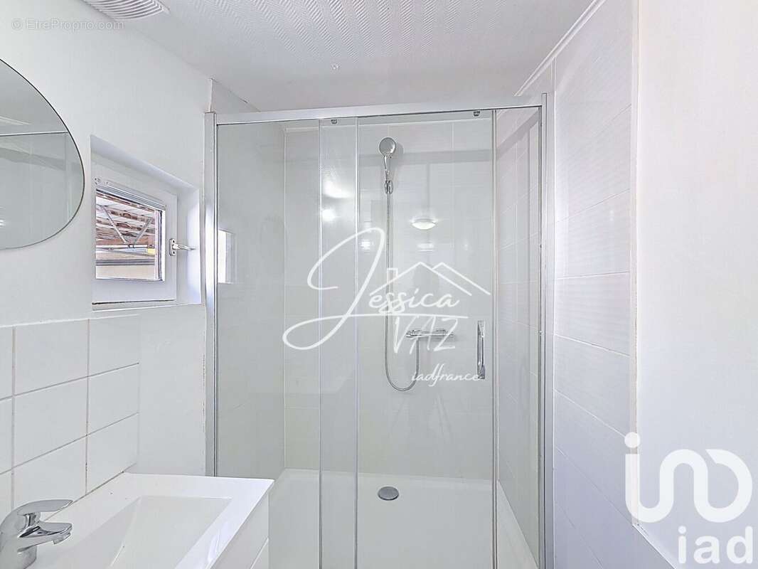 Photo 8 - Maison à LE PLESSIS-BELLEVILLE