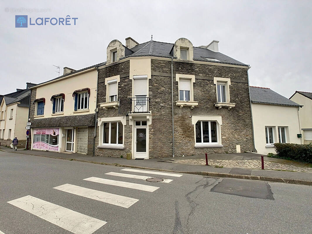 Appartement à LOCMINE