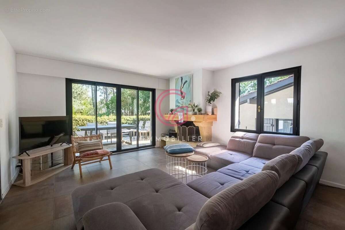 Maison 7 pièces avec piscine à vendre à Biscarrosse Lac - photo 4