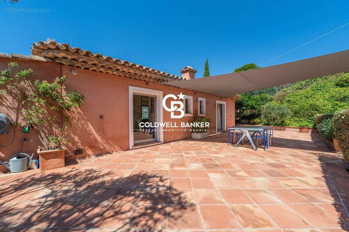 Une signature architecturale d'exception, entre élégance intemporelle et art de vivre - photo 43
