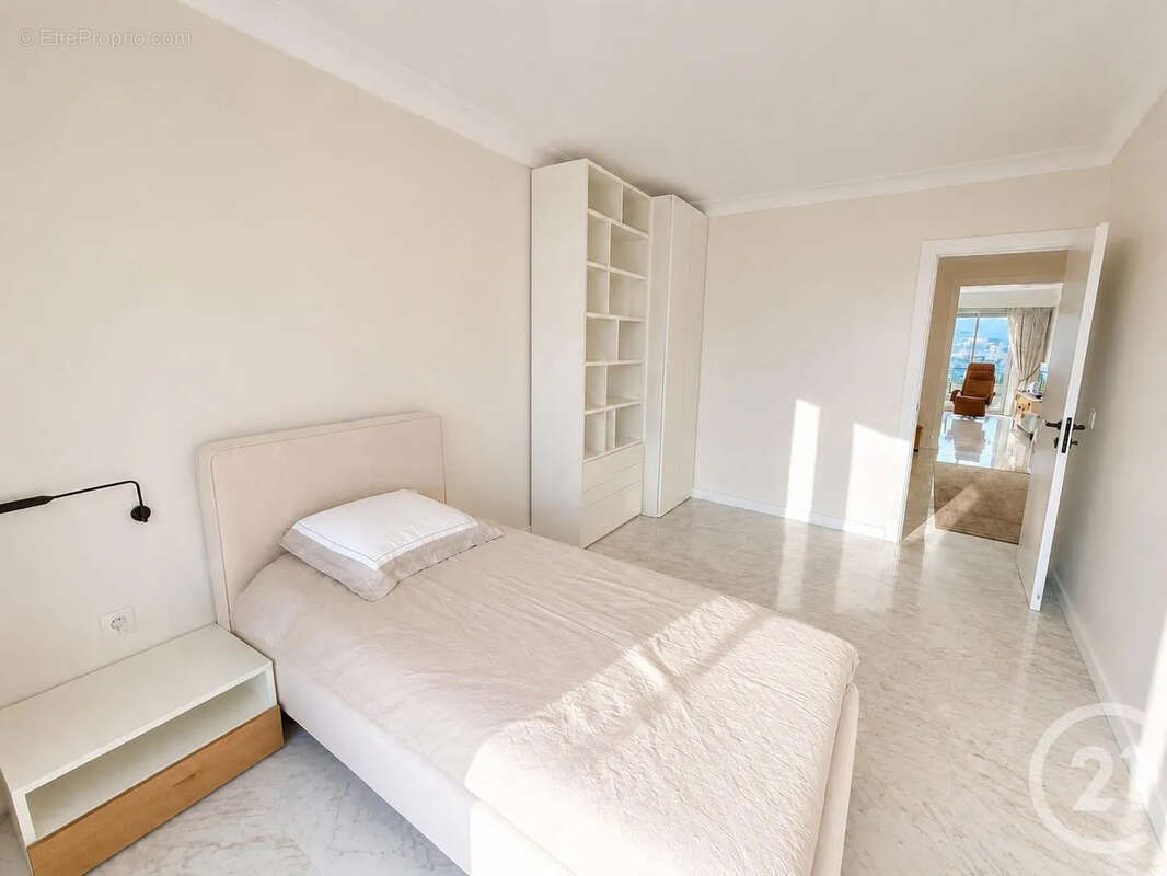 Appartement à ROQUEBRUNE-CAP-MARTIN