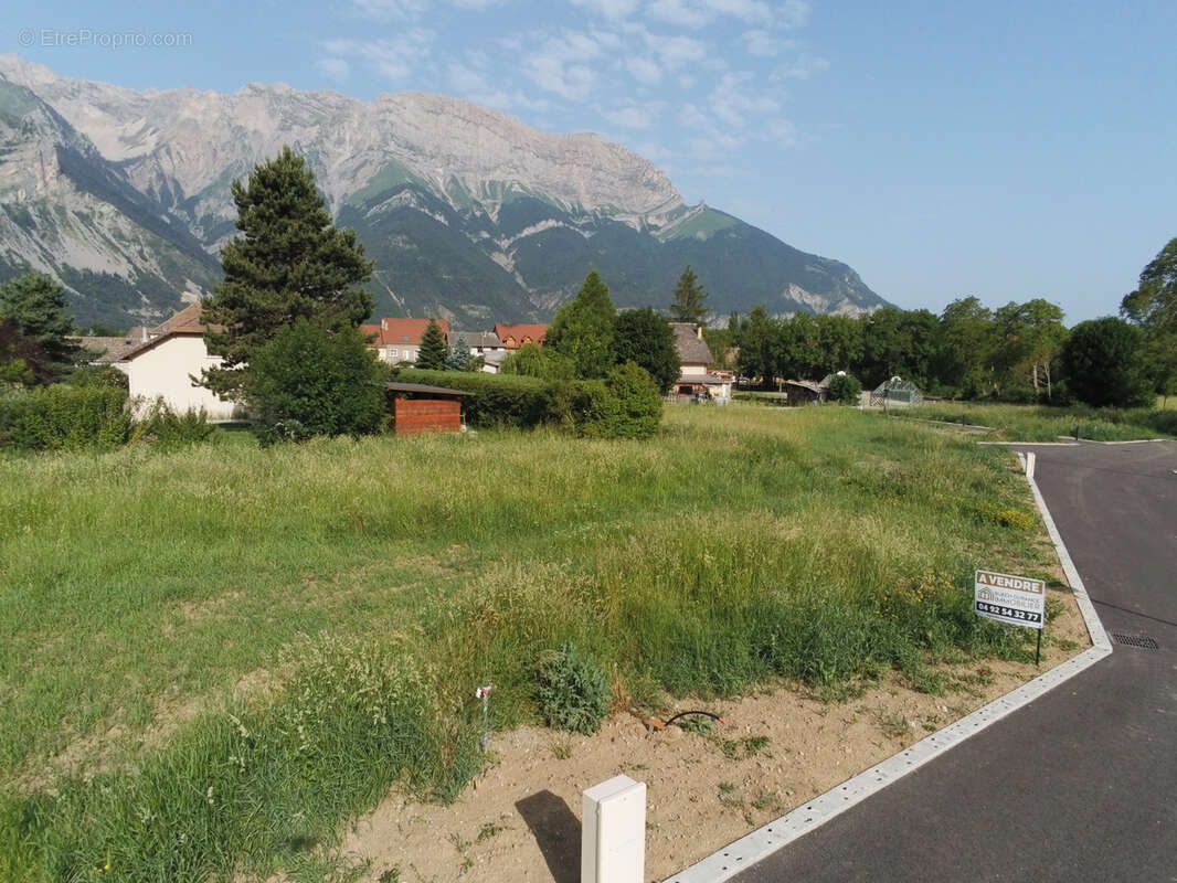 Terrain à CHAUFFAYER