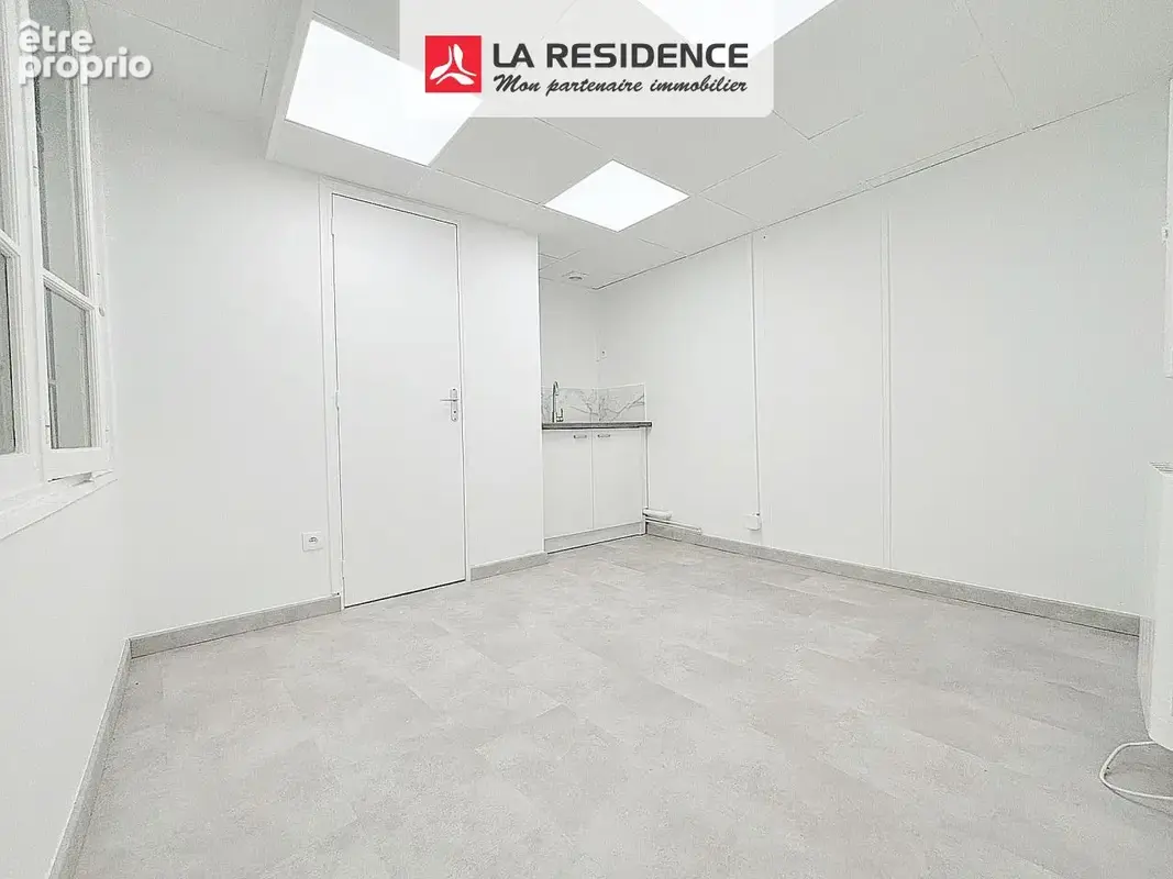 Commerce 45 m² à vendre à Bonnieres-Sur-Seine (78270) - photo 2