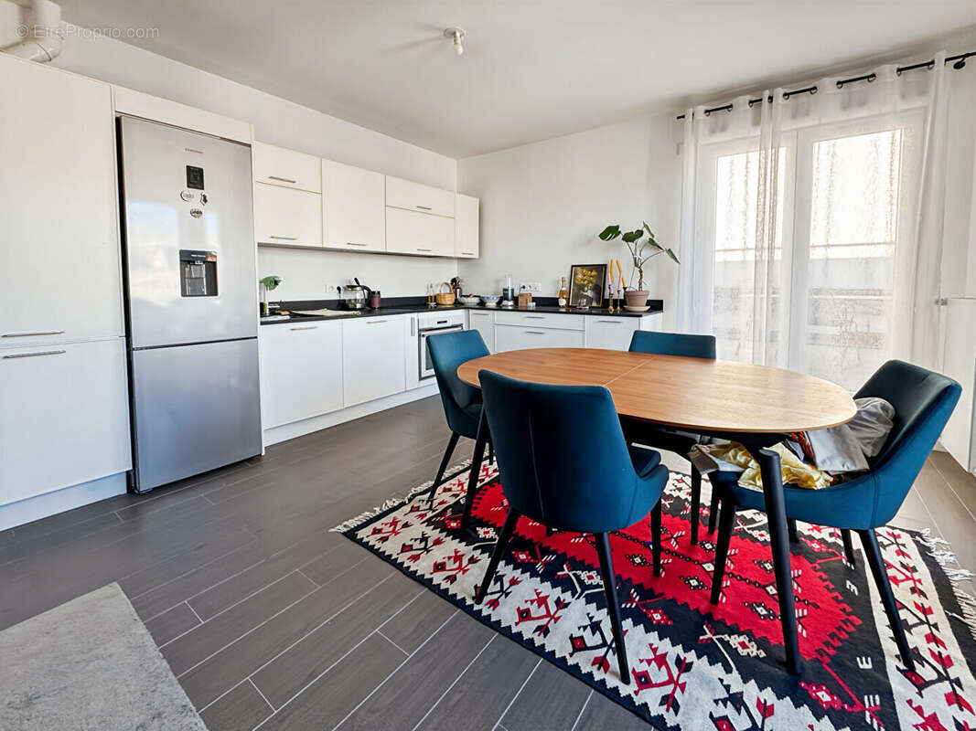 Appartement à ROSNY-SOUS-BOIS