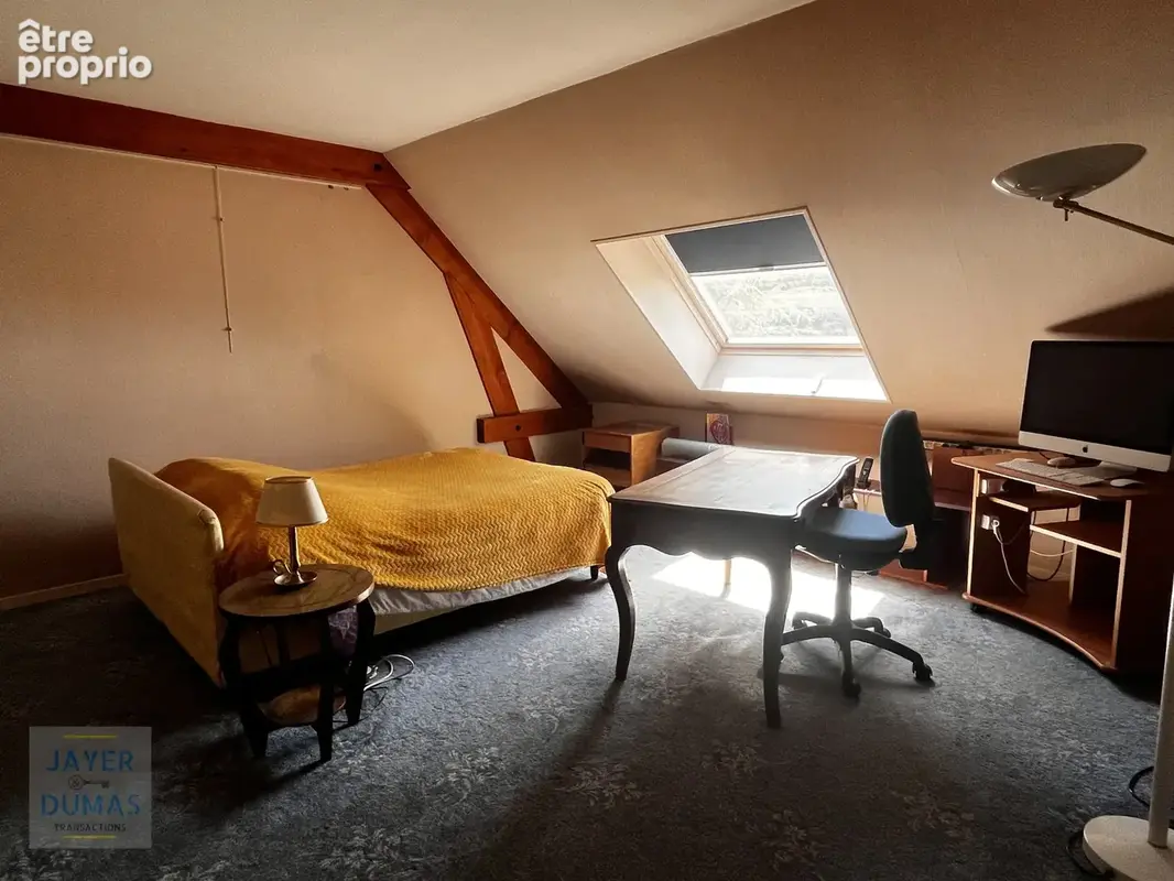 VIREY-LE-GRAND - Vaste Maison traditionnelle avec grande dépendance - - photo 9