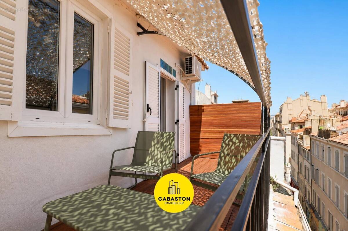 Appartement à MARSEILLE-2E