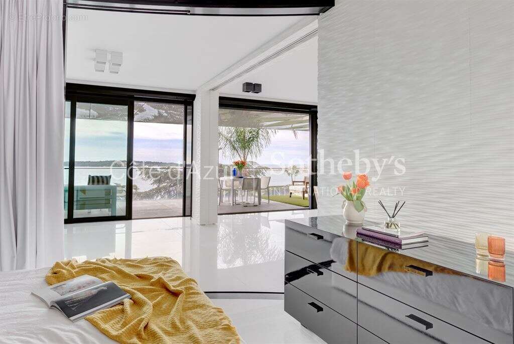 Cannes Californie, appartement 137 m² avec terrasse de 54 m², vue mer panoramique - photo 8