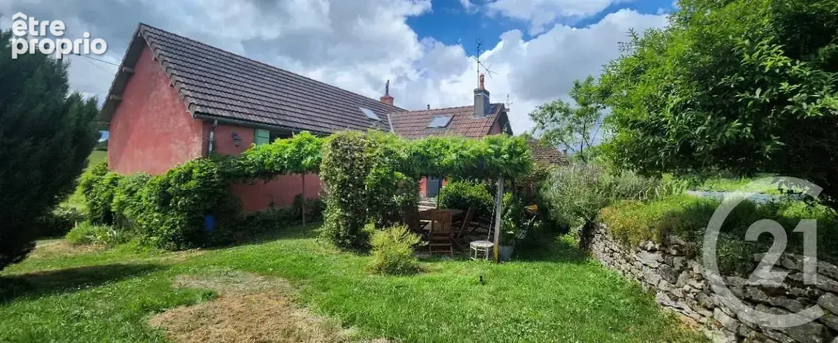 Maison à AUNAY-EN-BAZOIS