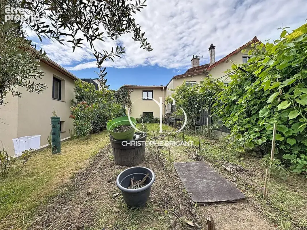 Maison d'exception, rénovée, sans vis-à-vis  de 6 pièces 128 m2 - photo 5