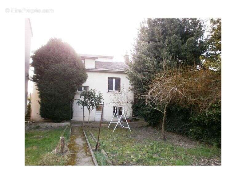 Maison à CHAMPIGNY-SUR-MARNE